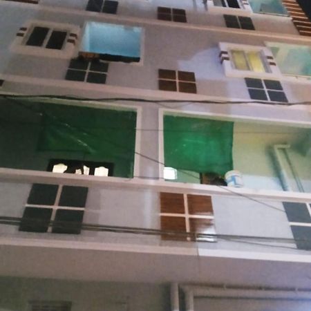 Dziire Service Apartment Haiderabad Buitenkant foto