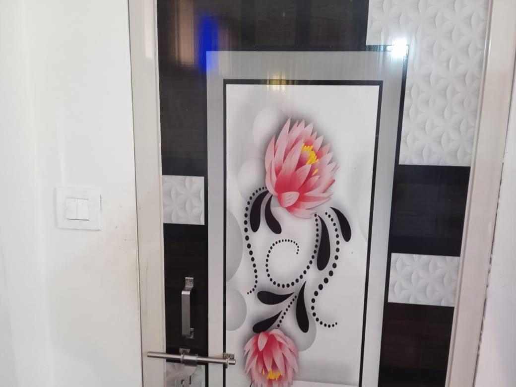 Dziire Service Apartment Haiderabad Buitenkant foto